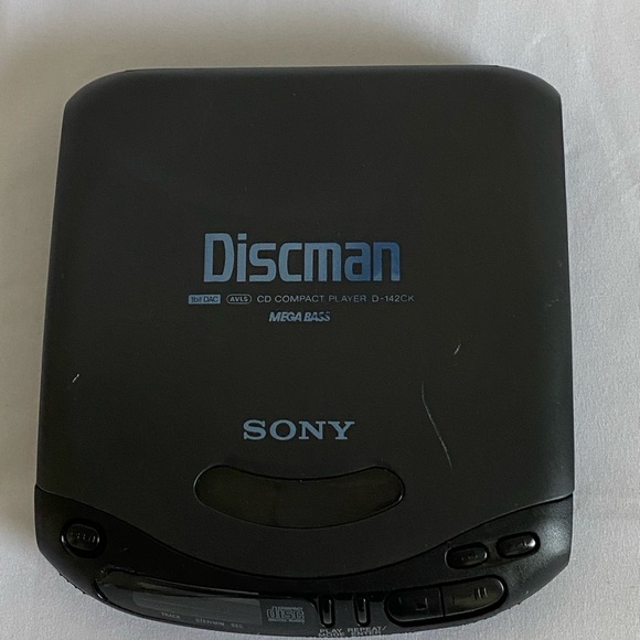 Sony Other - Sony Diskman Model D-142CK CD Player with Mega Bass.  Runs on 2AA batteries.